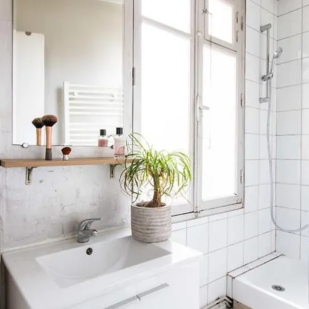 Beautiful Apt Near The Park Buttes Chaumont